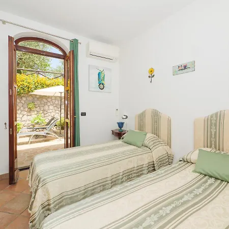 Il Tulipano - Sea View, Roof Terrace & Sunset In Ferienhaus *