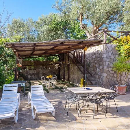 Il Tulipano - Sea View, Roof Terrace & Sunset In Ferienhaus